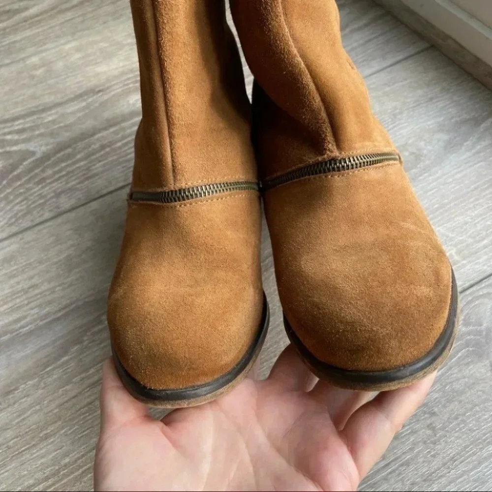 Suede Leather Zipper Western Ankle Boots Made in Portugal